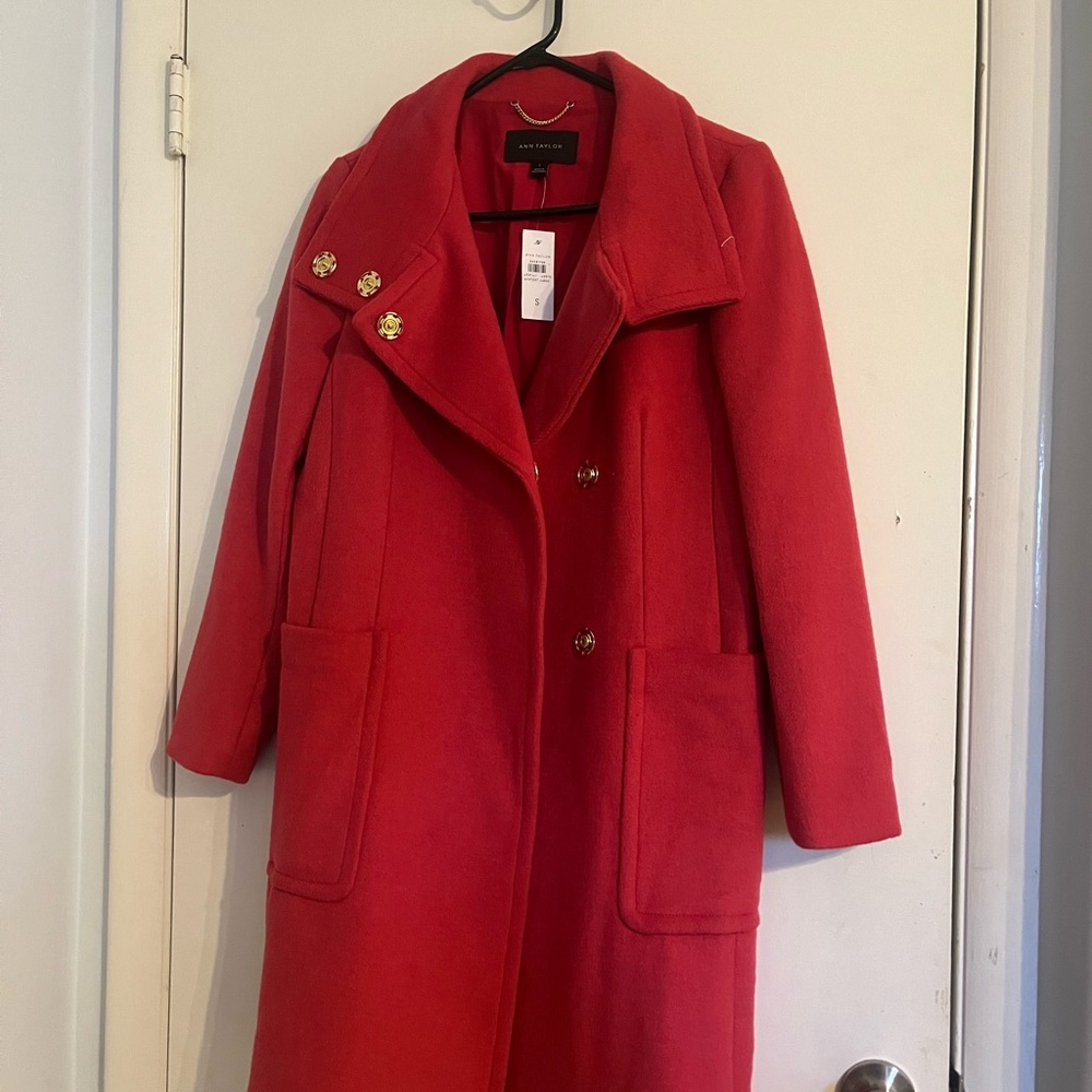 Ann Taylor NWT Small. Pink. Wool blend winter coat